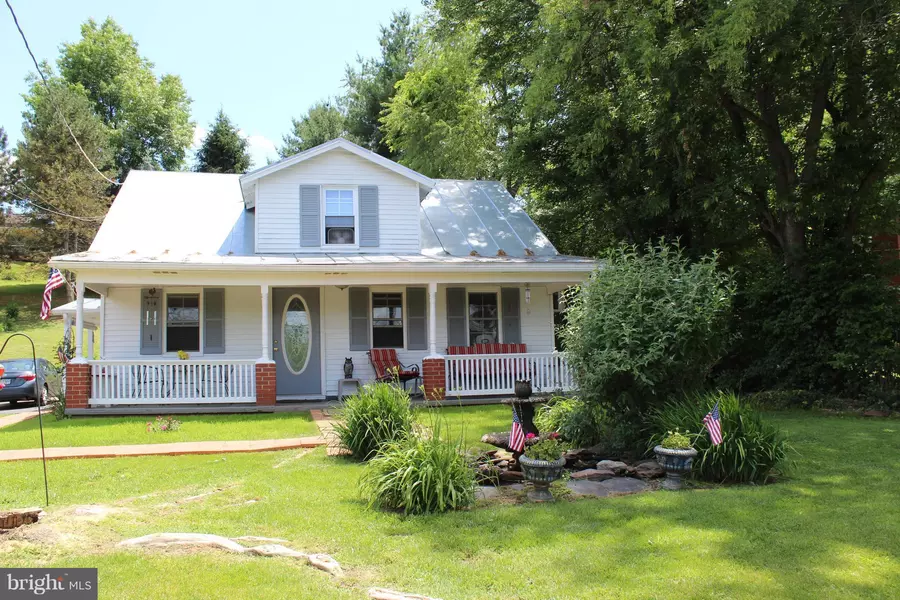 1314 MAIN ST, Luray, VA 22835