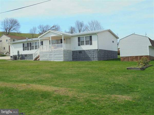 202 LINWOOD AVE, Terra Alta, WV 26764