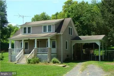 8995 SENEDO RD, Mount Jackson, VA 22842