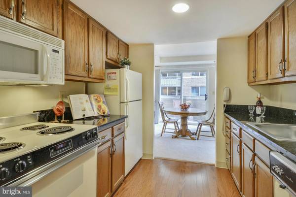 Arlington, VA 22203,900 TAYLOR ST #626