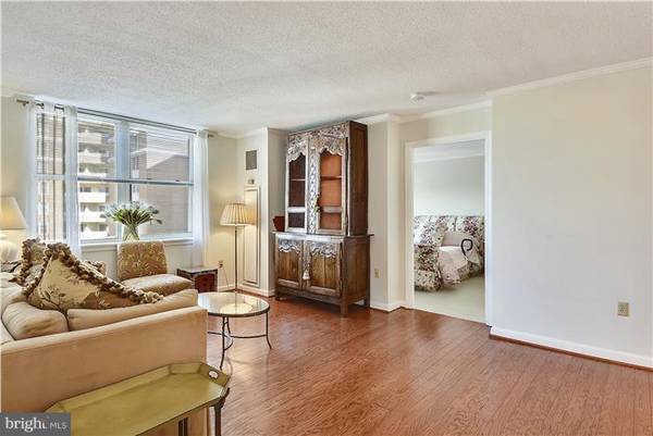 Arlington, VA 22203,900 TAYLOR ST #1626