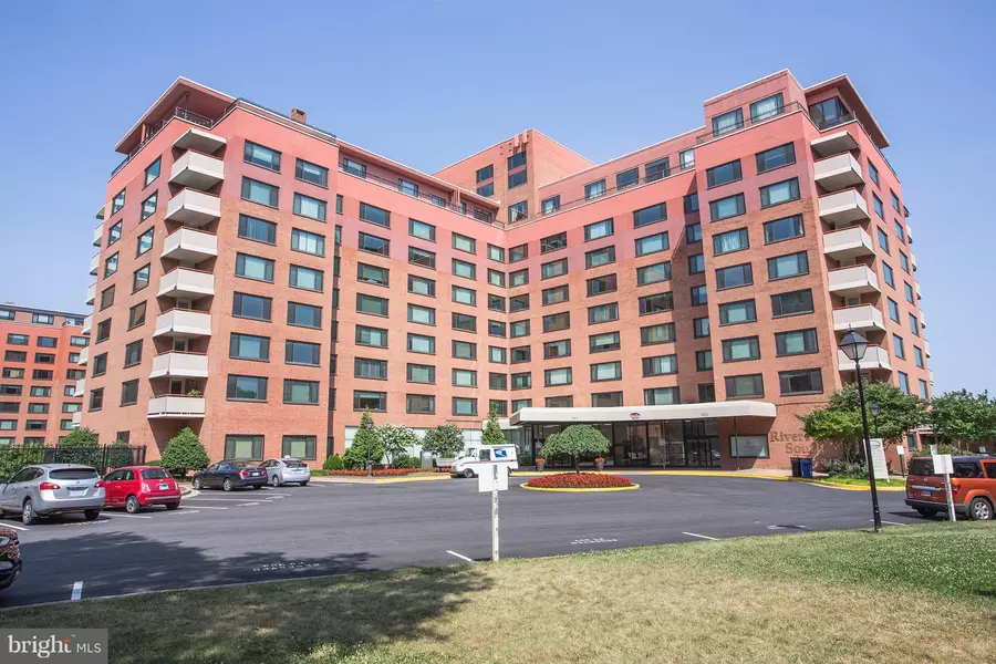 1011 ARLINGTON BLVD #609, Arlington, VA 22209