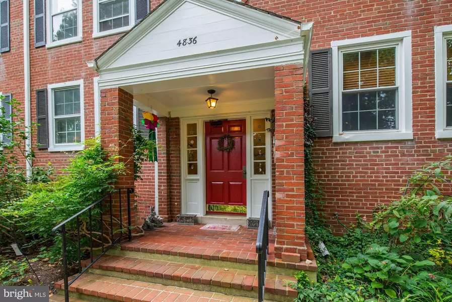 4836 29TH ST S #B2, Arlington, VA 22206