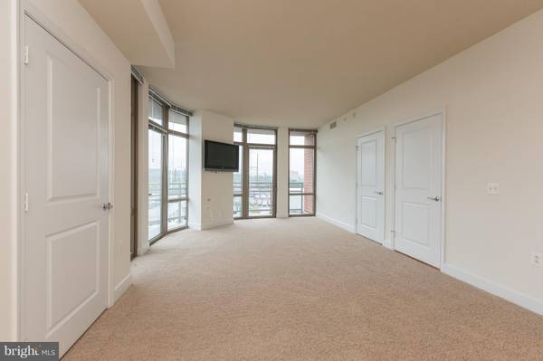 Arlington, VA 22202,3600 S GLEBE RD #301W