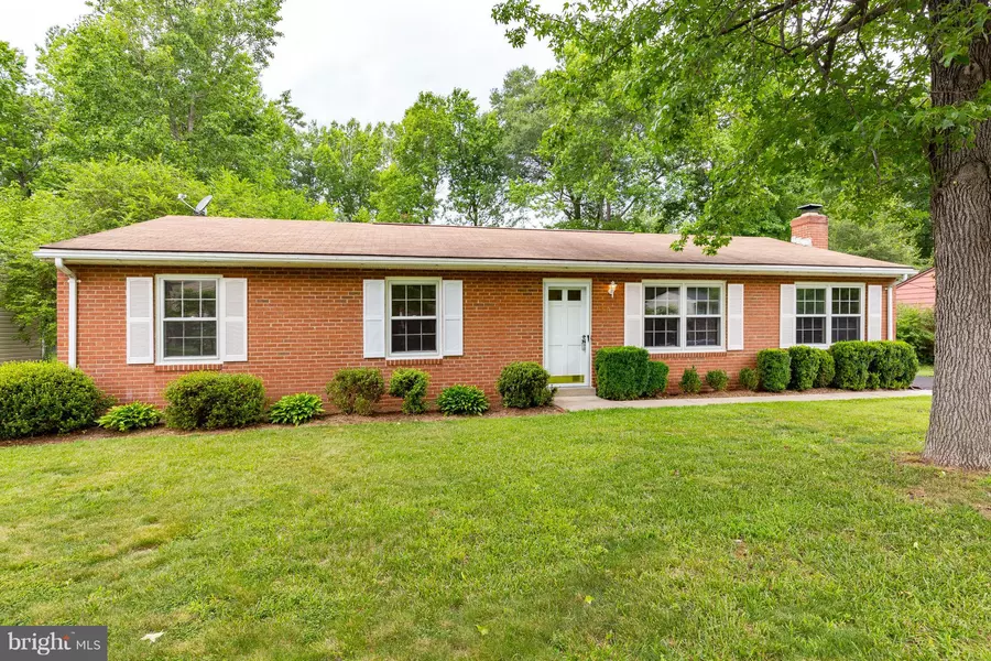 18 YOSEMITE LN, Fredericksburg, VA 22408