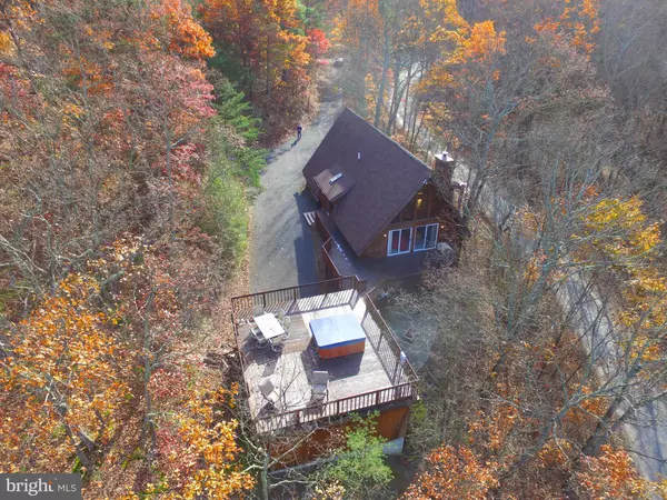 2157 TIMBERLAKE DR, James Creek, PA 16657