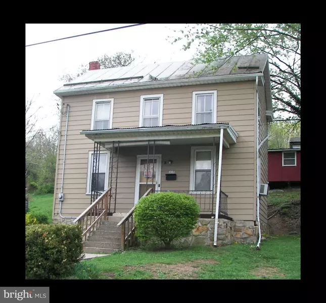 335 LAUREL AVE, Berkeley Springs, WV 25411