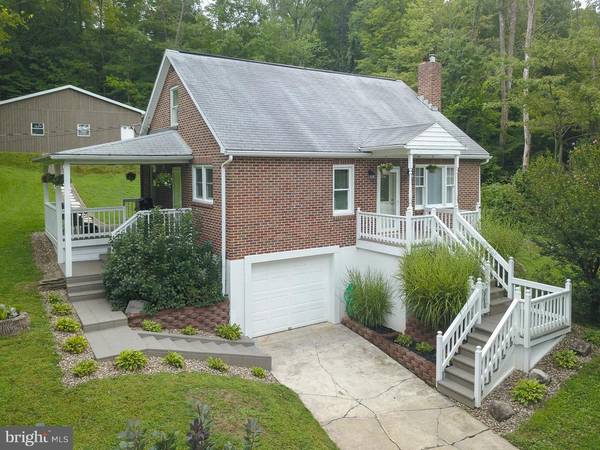 265 DEATH VALLEY RD, Ridgeley, WV 26753