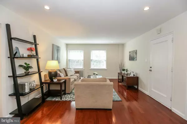 Arlington, VA 22204,5005 10TH ST S #6