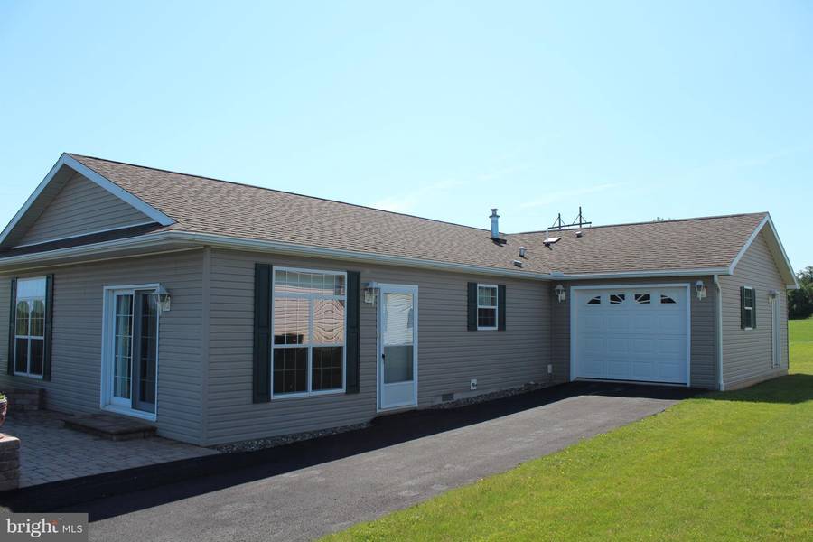 26 MICHAEL CT, Shippensburg, PA 17257