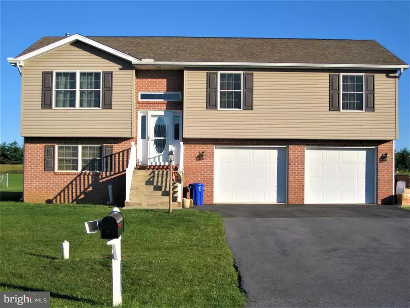 234 GROVE DR, Shippensburg, PA 17257