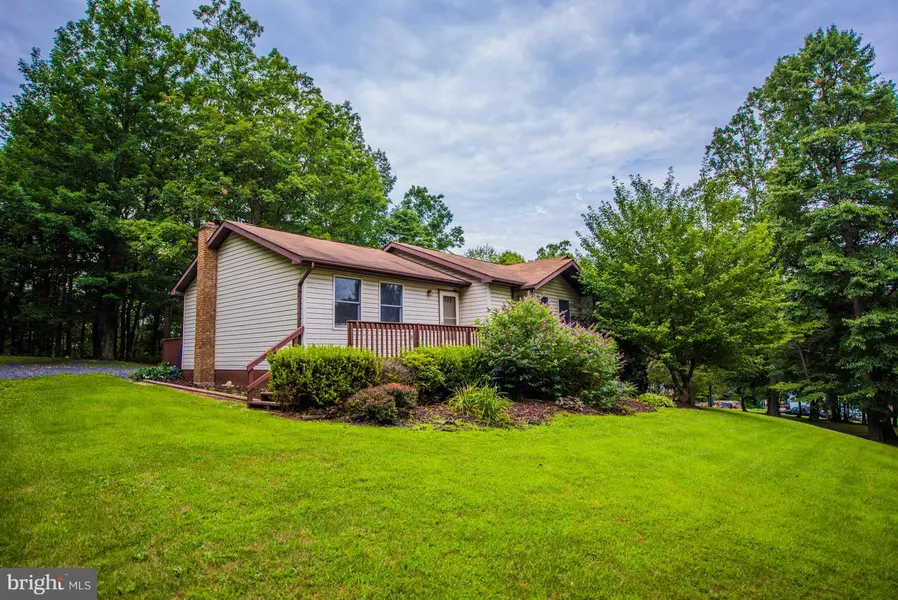 332 CLIFTON ROAD, Slanesville, WV 25444