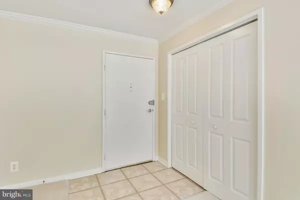 Fairfax, VA 22030,10570 MAIN ST #324