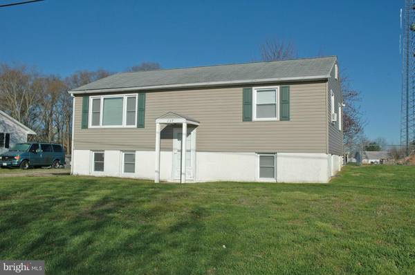 137 CENTER ST, Cecilton, MD 21913