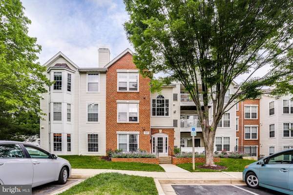 5911 MILLRACE CT #J-202, Columbia, MD 21045