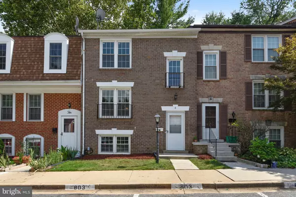 8 HYACINTH CT #4, Gaithersburg, MD 20878