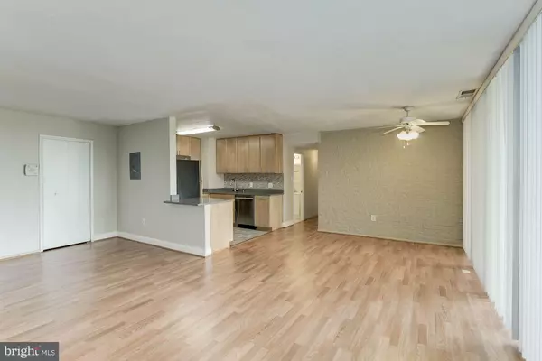 Alexandria, VA 22304,12 VAN DORN ST #104