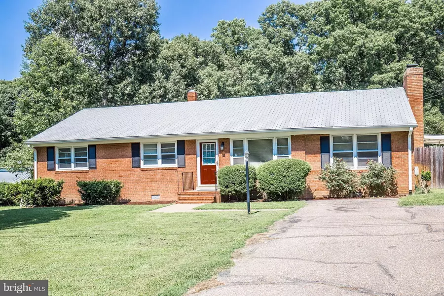 10801 ROLLINGWOOD DR, Fredericksburg, VA 22407