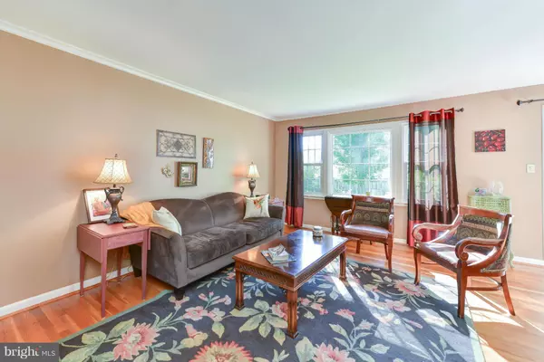 Alexandria, VA 22309,8806 FALKSTONE LN