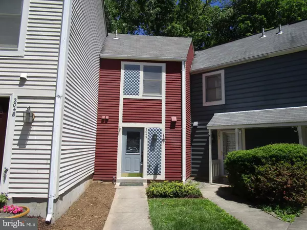 2049 WHISPERWOOD GLEN LN, Reston, VA 20191