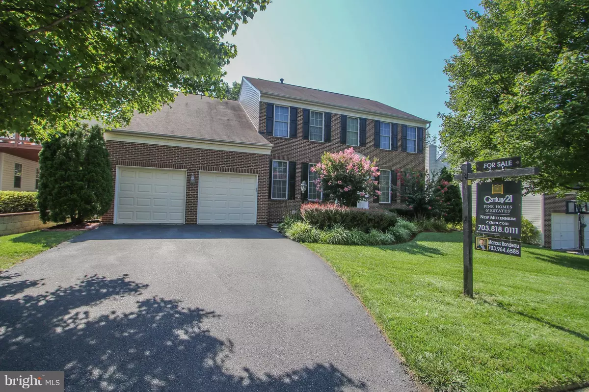 Centreville, VA 20121,6439 LA PETITE PL