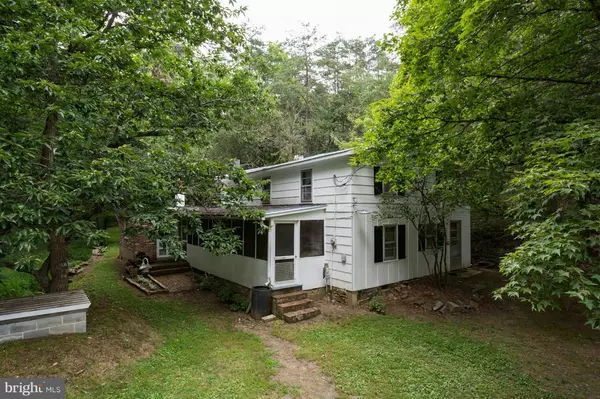 20542 DOVESVILLE RD, Bergton, VA 22811