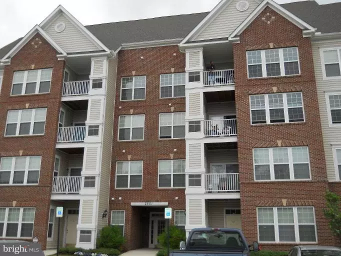 2801 FOREST RUN DR #1-402, District Heights, MD 20747