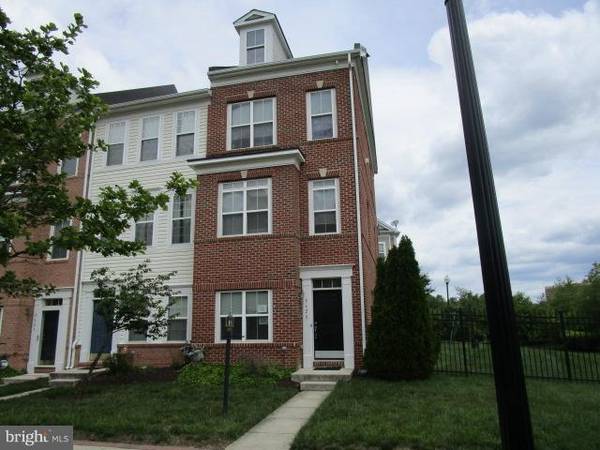 5628 AUTH WAY, Suitland, MD 20746