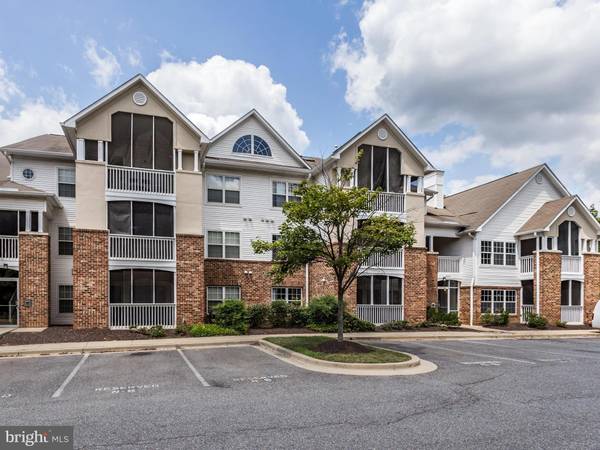 6702 LAKE PARK DR #202F, Greenbelt, MD 20770