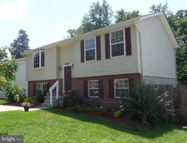 Lanham, MD 20706,9009 2ND ST