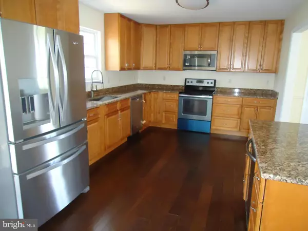 Piney Point, MD 20674,45404 WALNUT ST