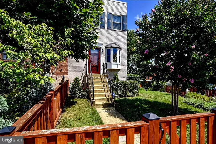 538-E. GLENDALE AVE, Alexandria, VA 22301