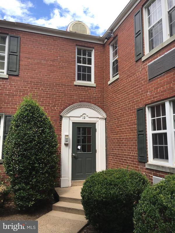 12 ASHBY ST #E, Alexandria, VA 22305