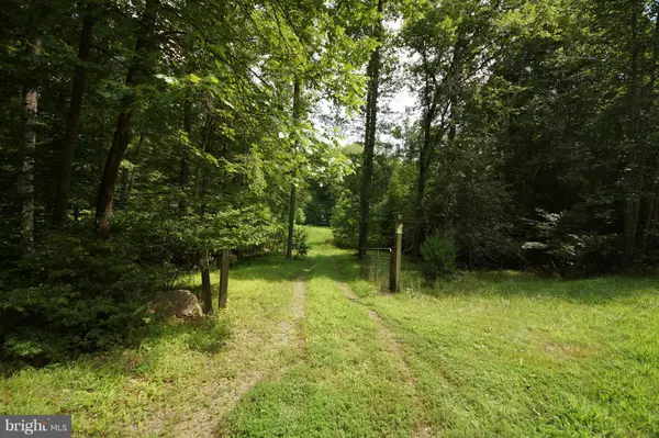 Locust Dale, VA 22948,251 HAWK CIR