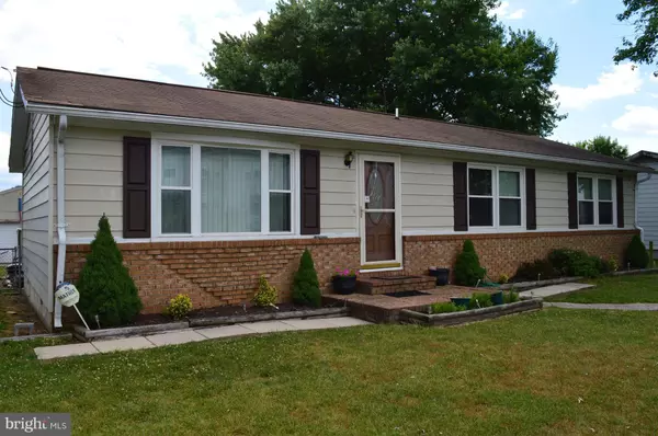 351 PRIMROSE DR, Martinsburg, WV 25404