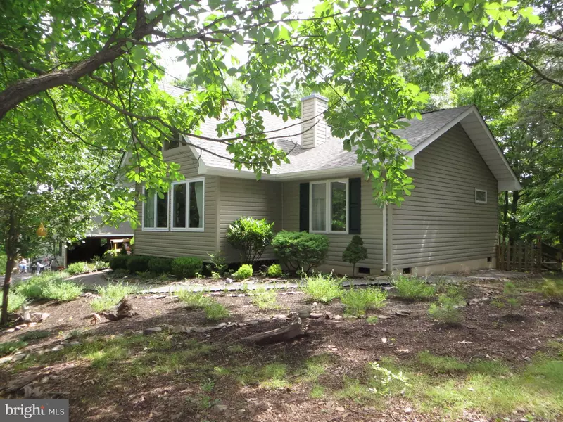 1846 WINTERCAMP TRAIL, Hedgesville, WV 25427