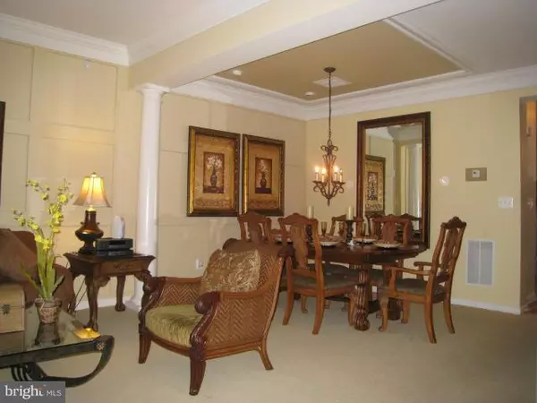 Chantilly, VA 20152,25251 NESTING SQ