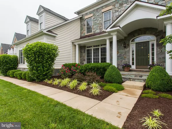25702 MEADOWHOUSE CT, Chantilly, VA 20152