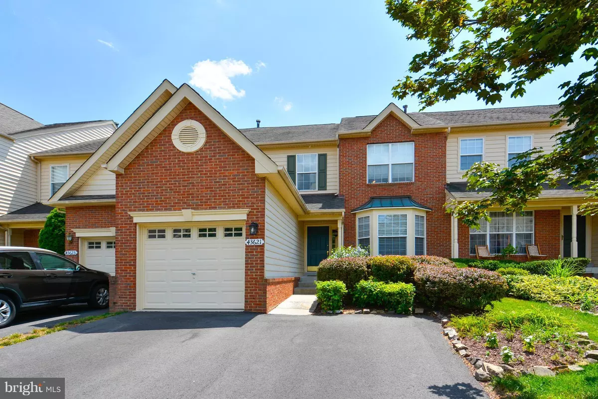 Ashburn, VA 20147,43621 DUNHILL CUP SQ