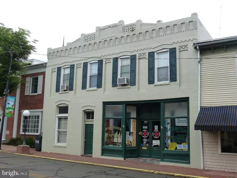 211 MARKET ST, Denton, MD 21629