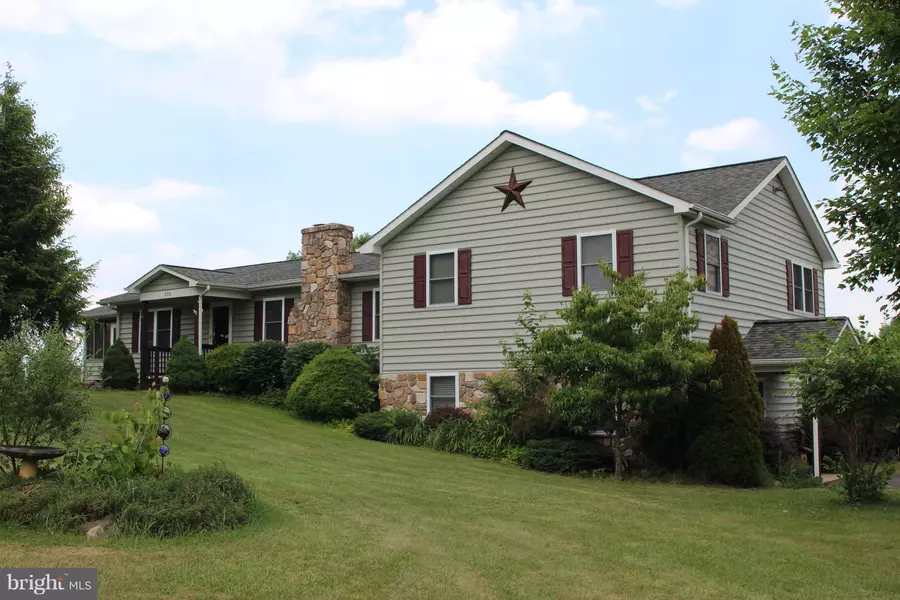 315 RIVER LAKES DR, Strasburg, VA 22657