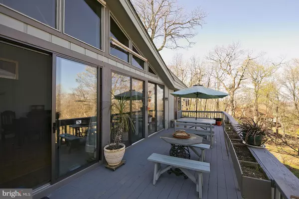 Front Royal, VA 22630,115 MOUNTAIN TOP RD