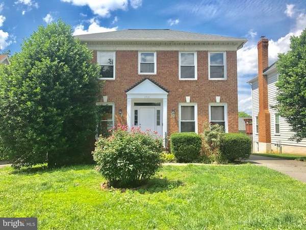 3913 8TH ST S, Arlington, VA 22204