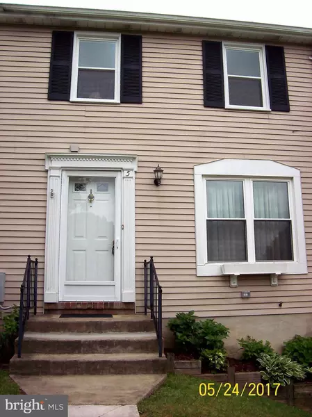 5 TOTTENHAM CT, Baltimore, MD 21234