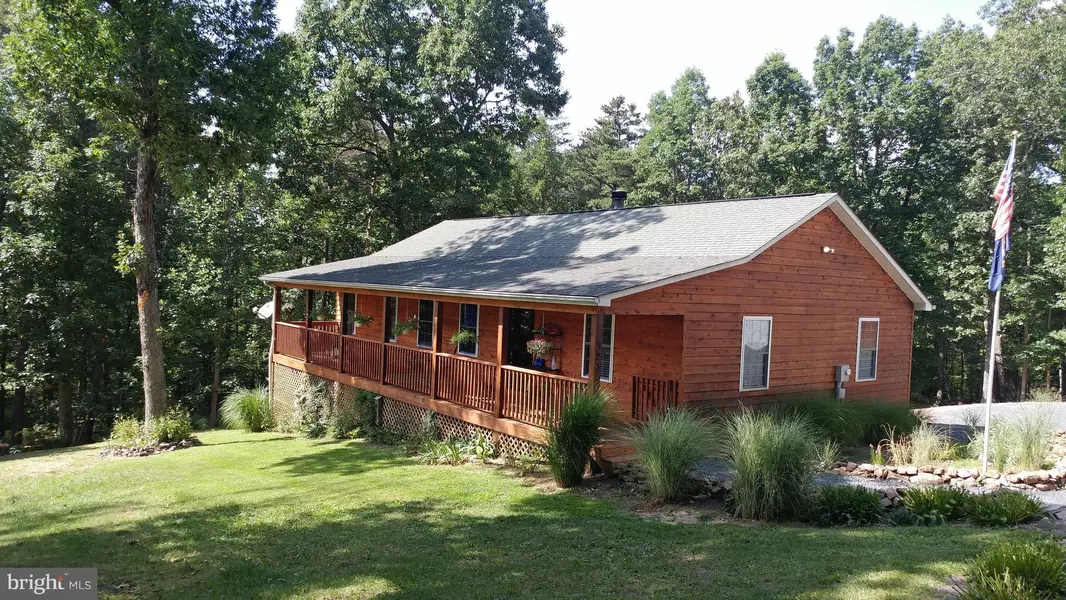 323 SOUTH TIMBER RIDGE RD, Cross Junction, VA 22625