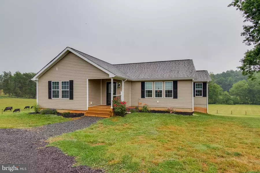 28020 SUNNYSIDE RD, Unionville, VA 22567