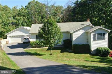 101 SWALLOW CT, Berkeley Springs, WV 25411