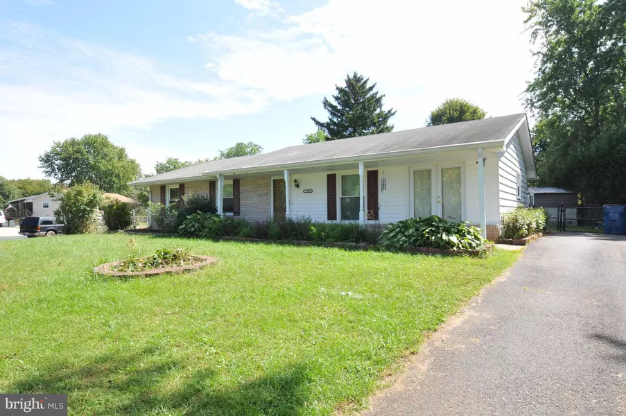 1204 AMELIA ST, Sterling, VA 20164