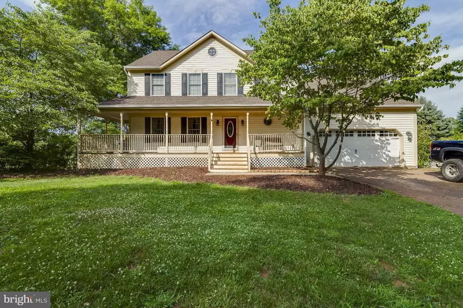 7724 PICCADILLY DR, Warrenton, VA 20186