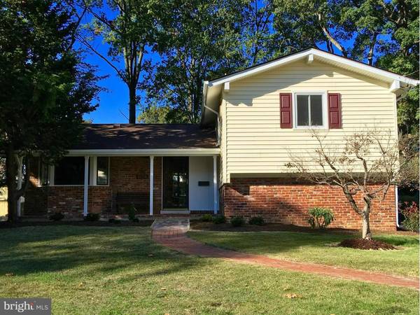 10208 FOREST AVE, Fairfax, VA 22030